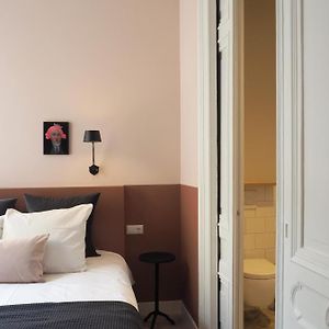 Kamer met een Queen Size Bed